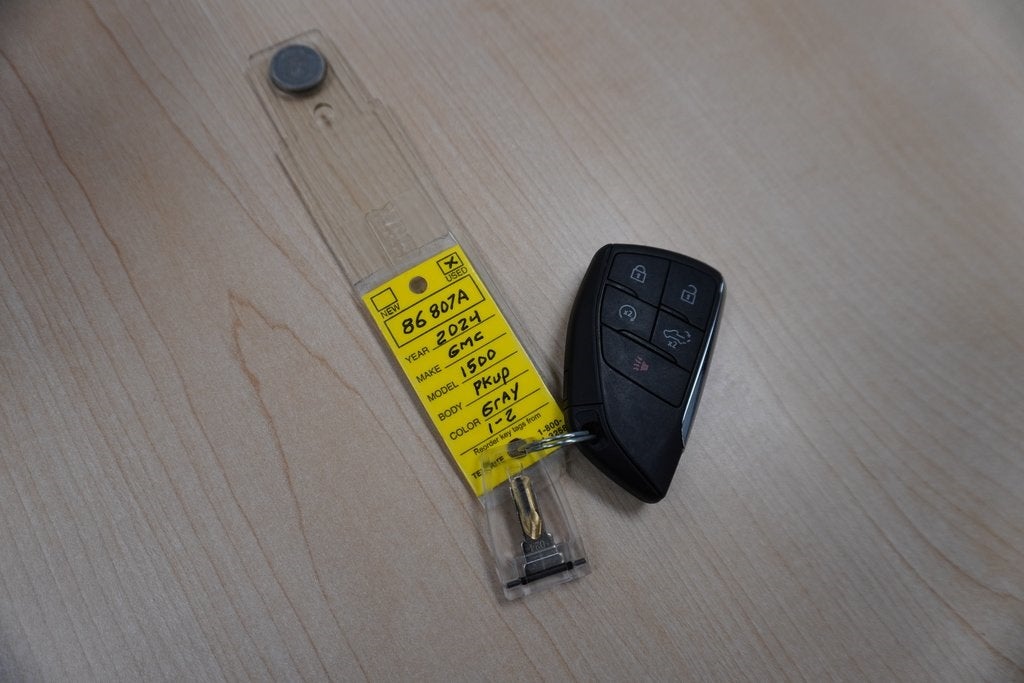 2024 GMC Sierra 1500 AT4