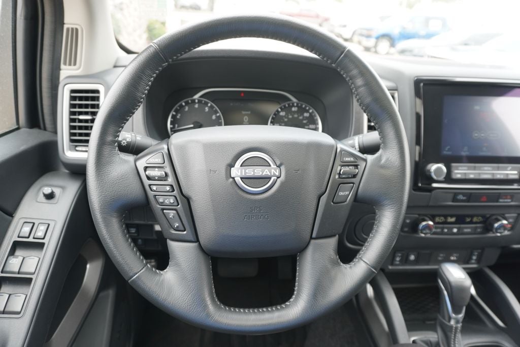 2024 Nissan Frontier SL