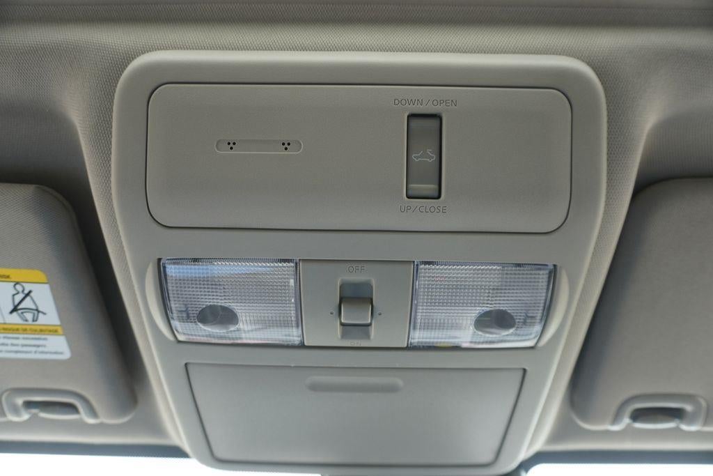 2024 Nissan Frontier SL