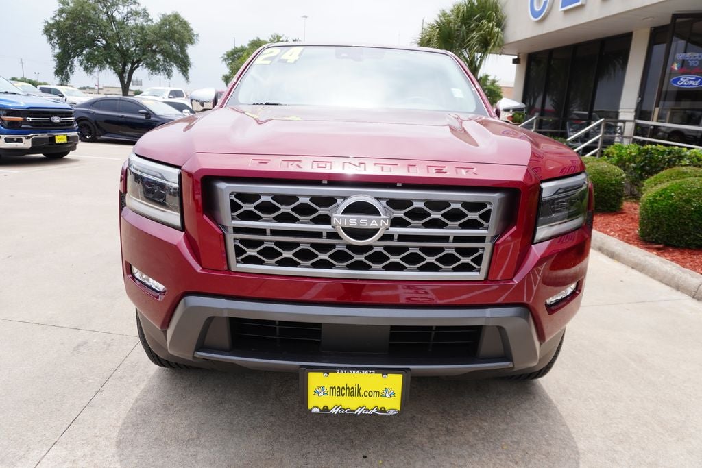 2024 Nissan Frontier SL