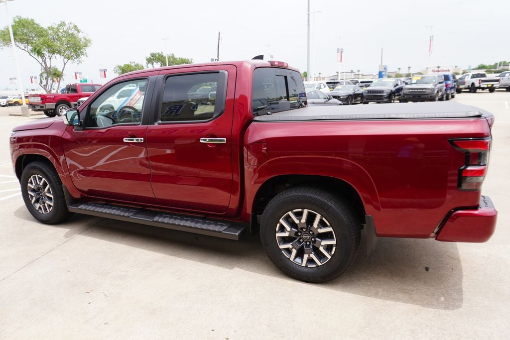 2024 Nissan Frontier SL