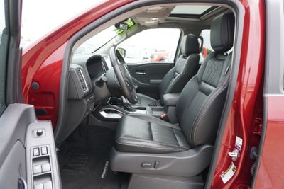 2024 Nissan Frontier SL