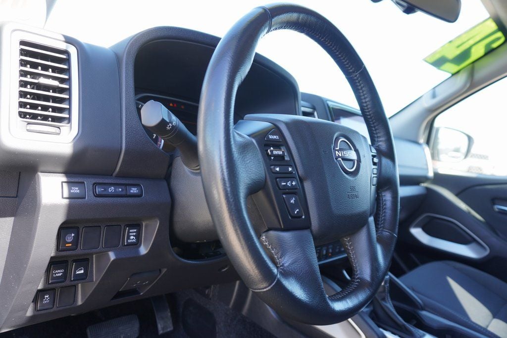 2024 Nissan Frontier SV