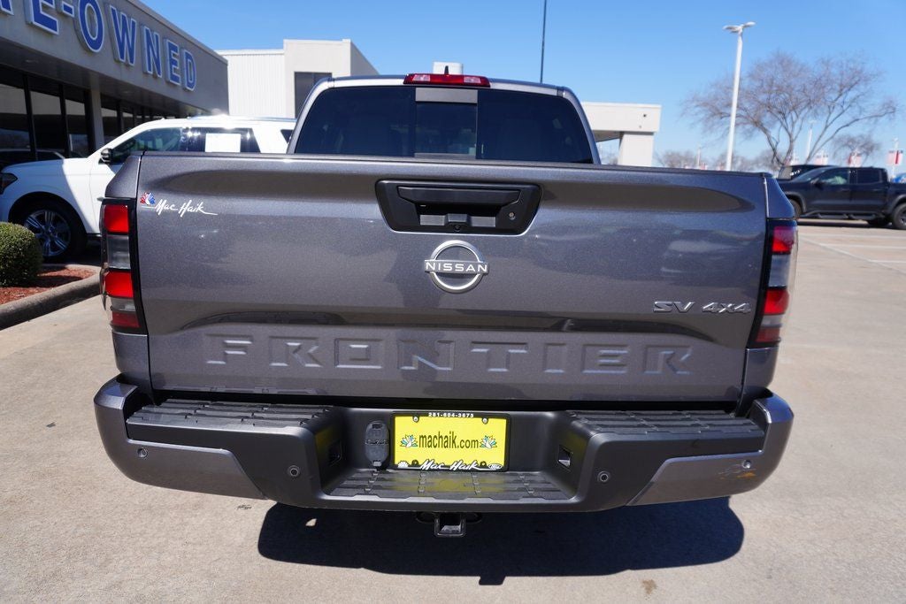 2024 Nissan Frontier SV