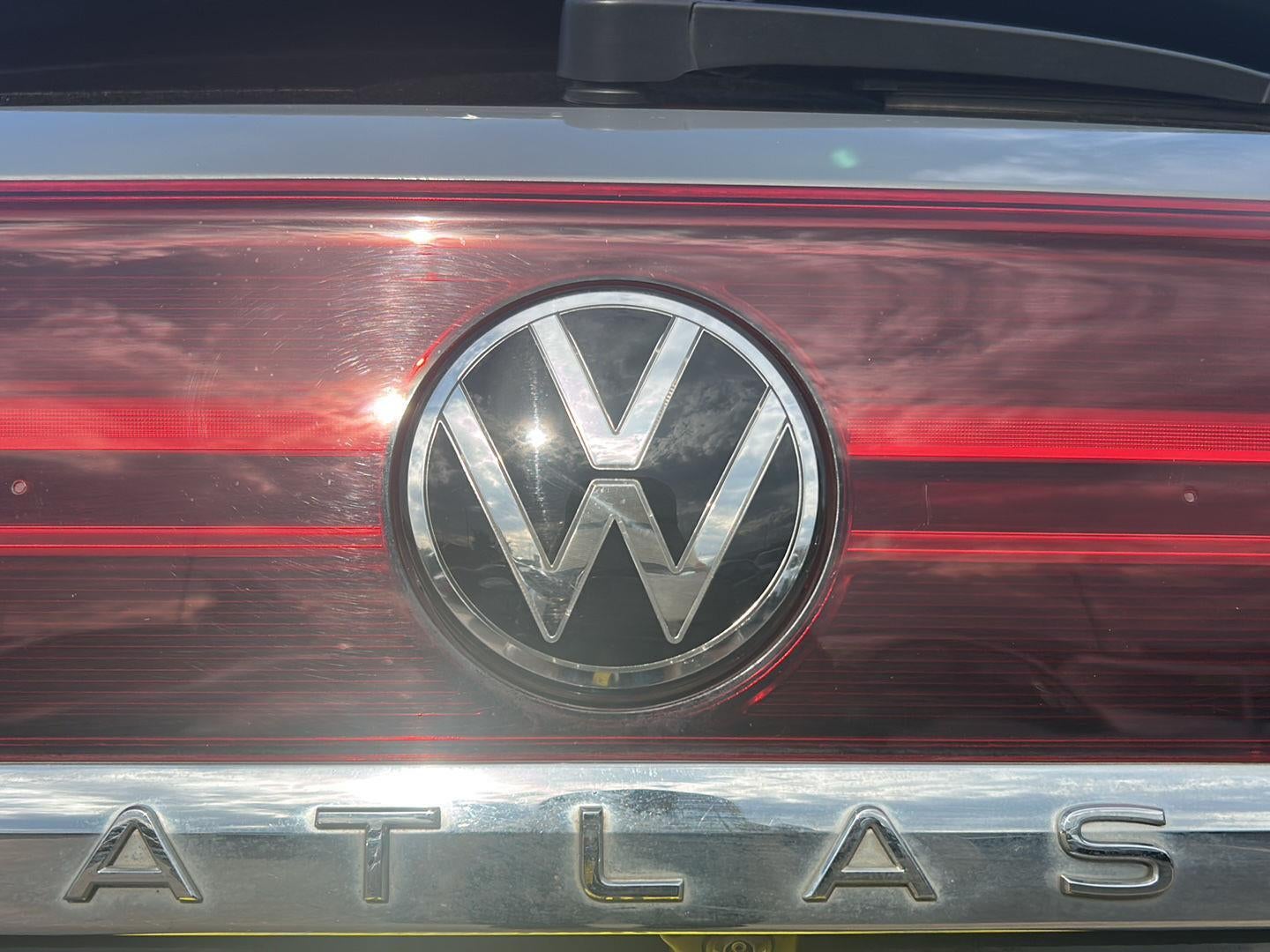 2024 Volkswagen Atlas Cross Sport 2.0T SEL