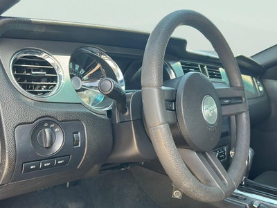 2011 Ford Mustang V6
