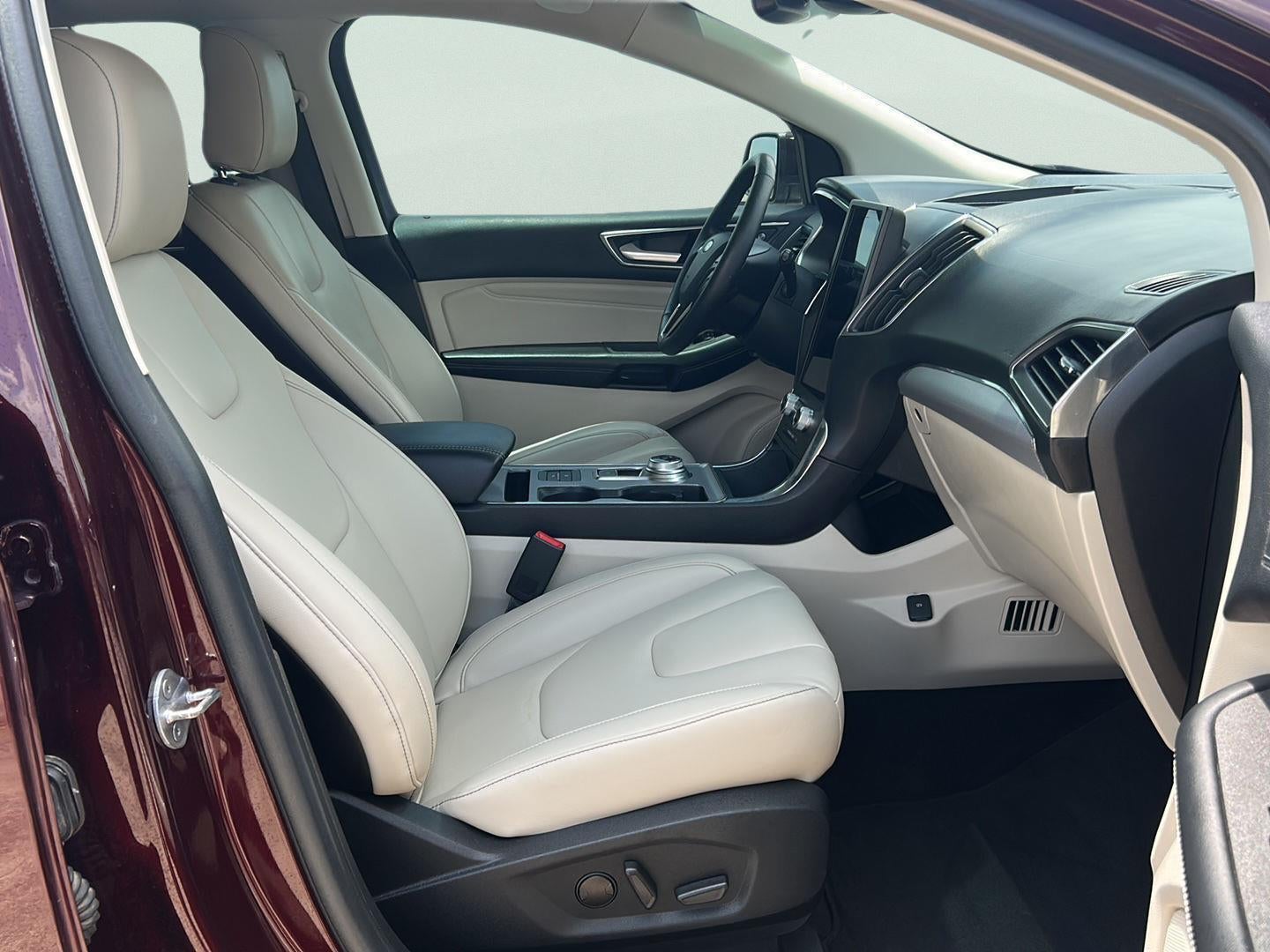 2021 Ford Edge Titanium