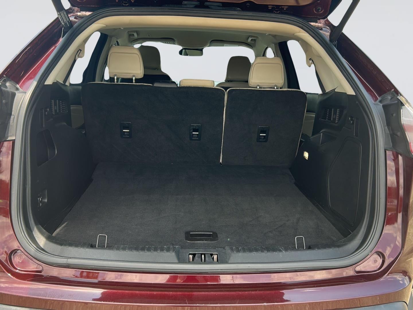 2021 Ford Edge Titanium