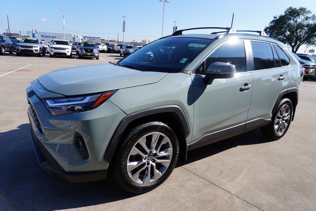2023 Toyota RAV4 XLE Premium