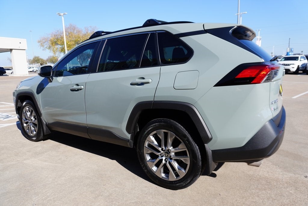 2023 Toyota RAV4 XLE Premium