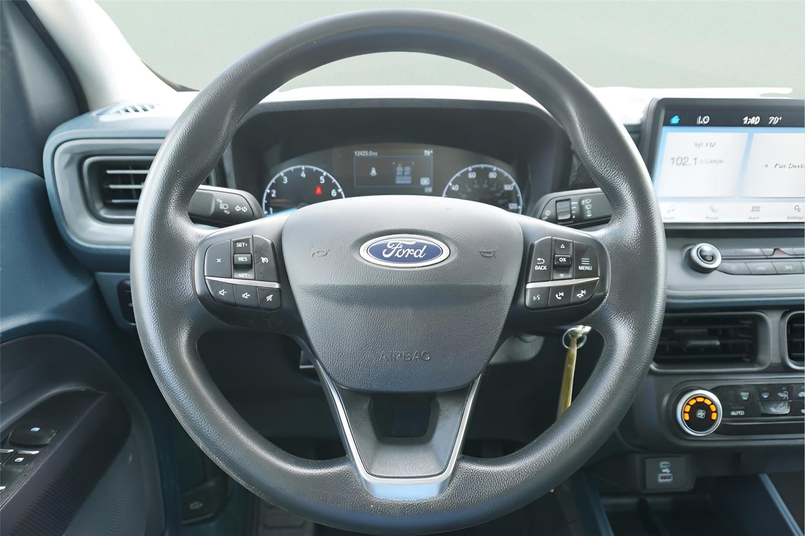 2023 Ford Maverick XL