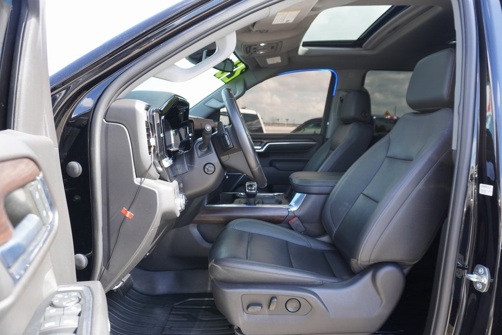 2023 GMC Sierra 1500 SLT