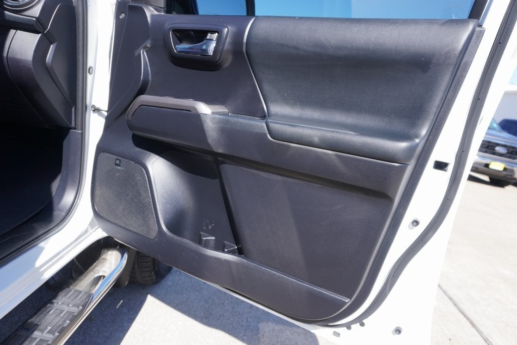 2021 Toyota Tacoma Limited V6