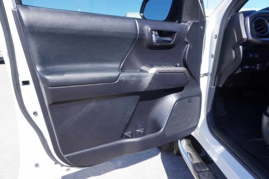 2021 Toyota Tacoma Limited V6