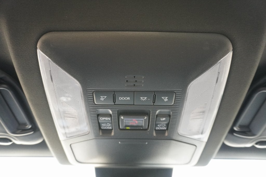 2025 Toyota RAV4 Hybrid XSE