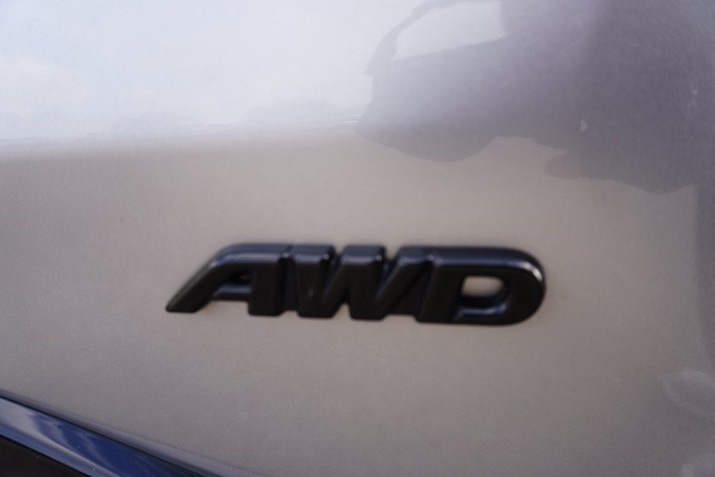 2025 Toyota RAV4 Hybrid XSE