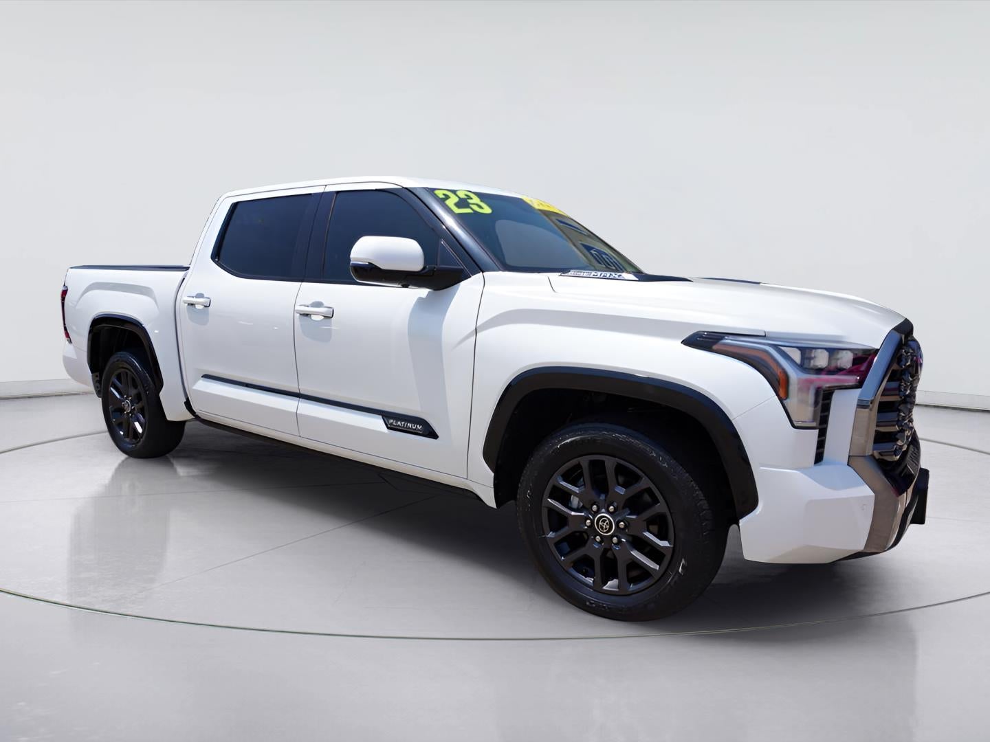 2023 Toyota Tundra Platinum HV