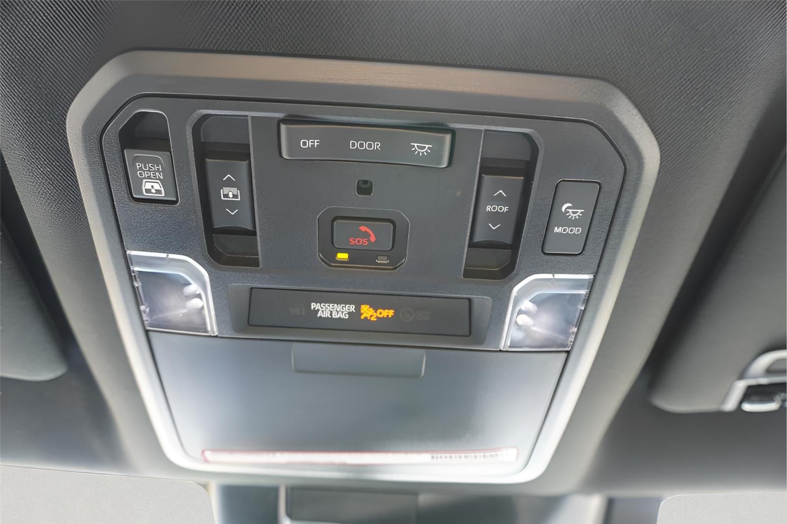 2023 Toyota Tundra Platinum HV