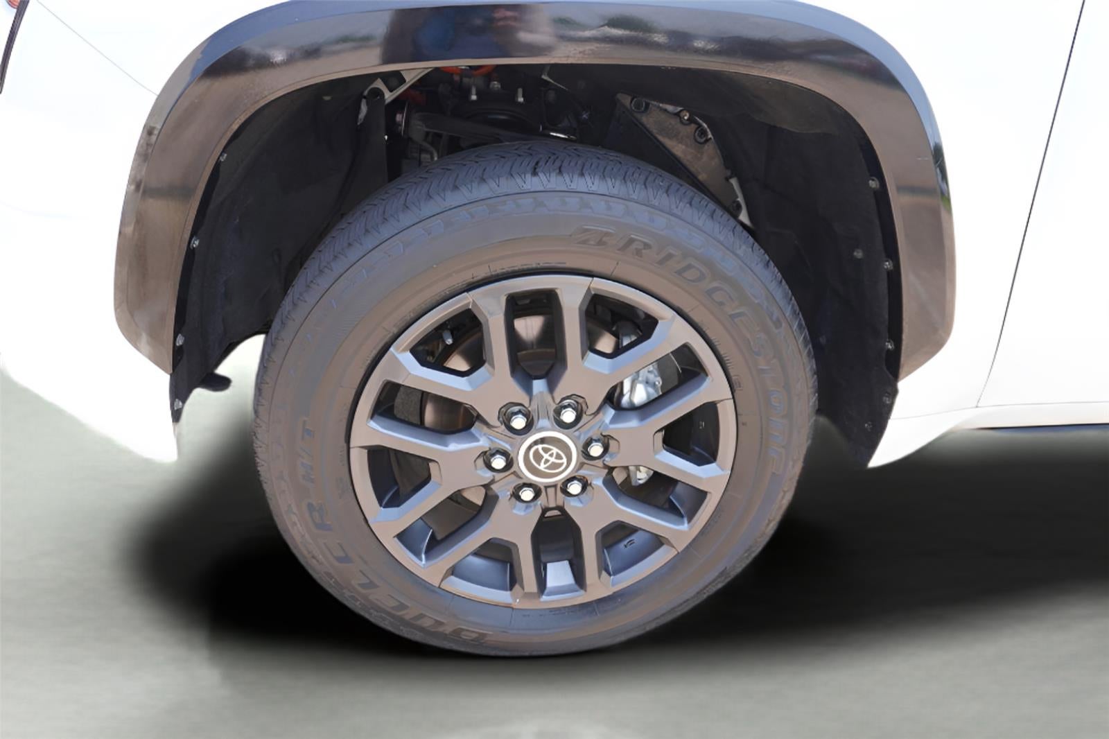 2023 Toyota Tundra Platinum HV