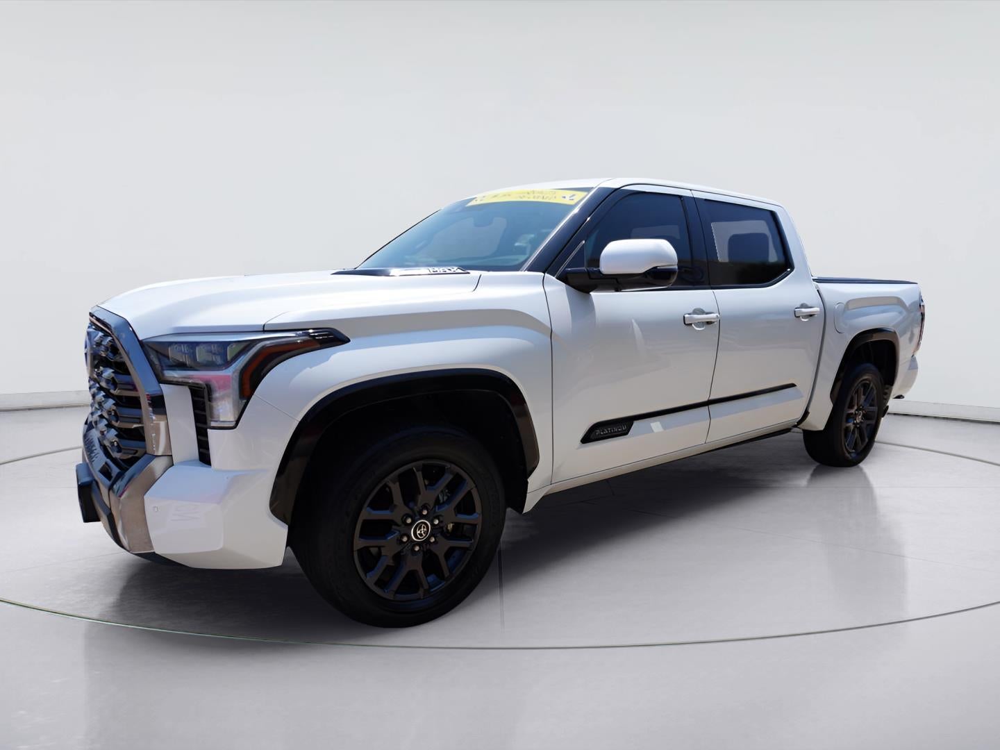 2023 Toyota Tundra Platinum HV