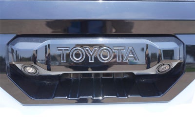 2023 Toyota Tundra Platinum HV