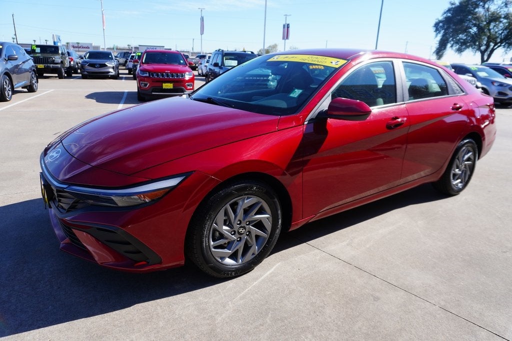 2024 Hyundai Elantra SEL