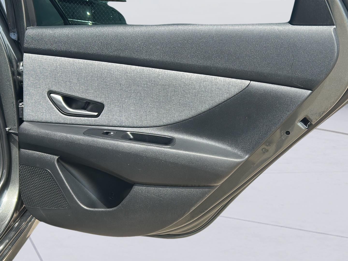 2024 Hyundai Elantra Hybrid Limited