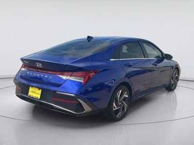 2025 Hyundai Elantra SEL