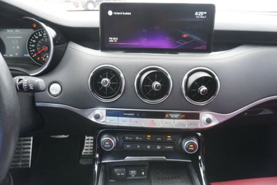 2022 Kia Stinger GT2