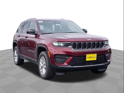 2026 Jeep Grand Cherokee Laredo