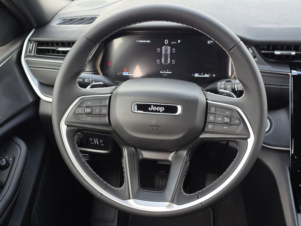 2025 Jeep Grand Cherokee Laredo X