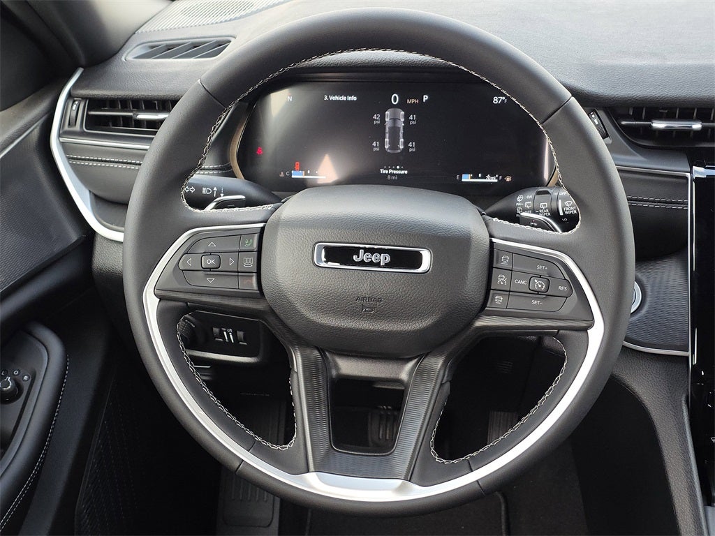 2025 Jeep Grand Cherokee Laredo X