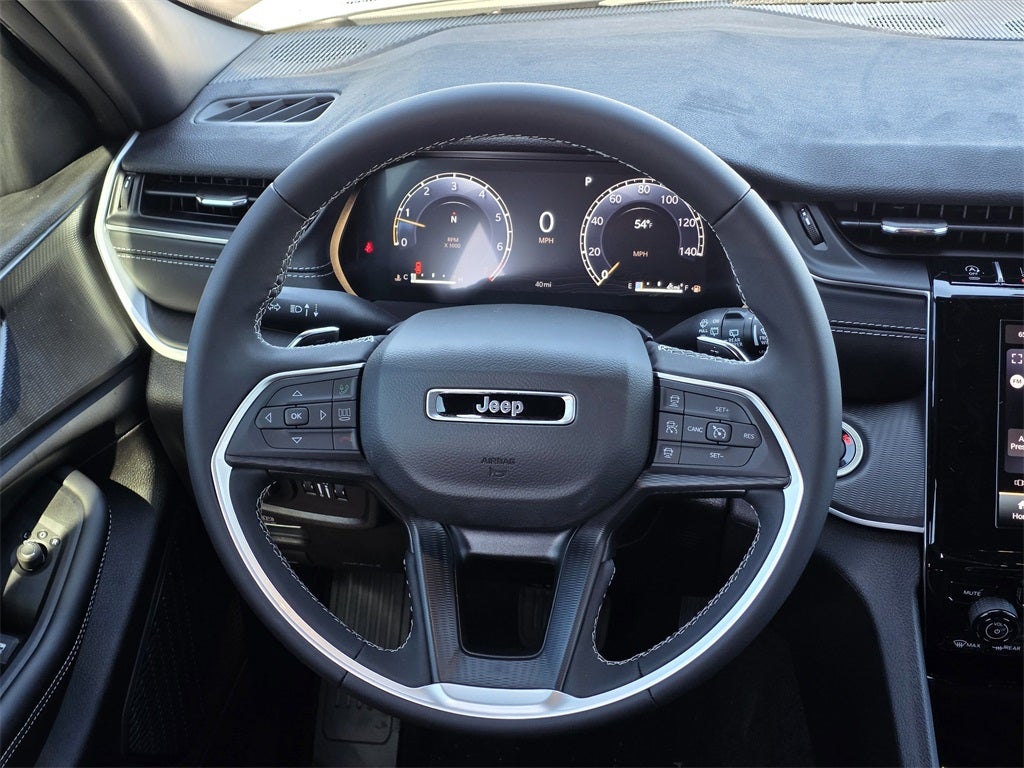 2025 Jeep Grand Cherokee L Laredo