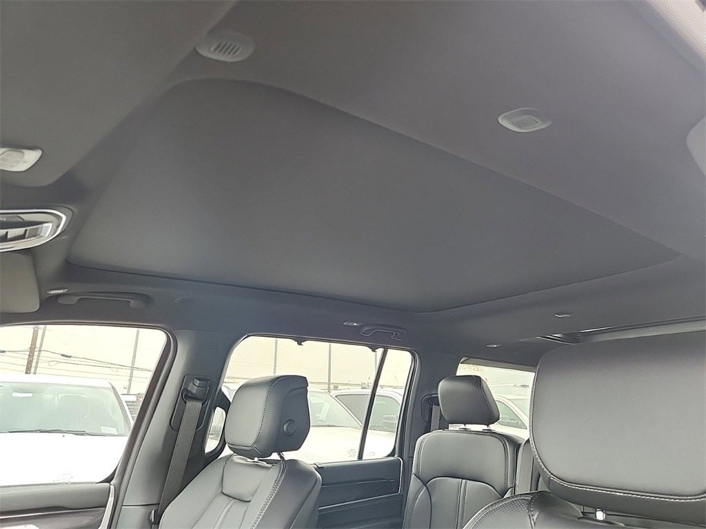 2024 Jeep Wagoneer L Base