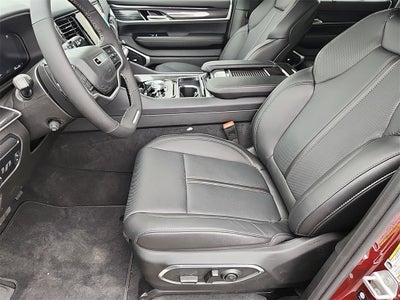 2024 Jeep Wagoneer L Base