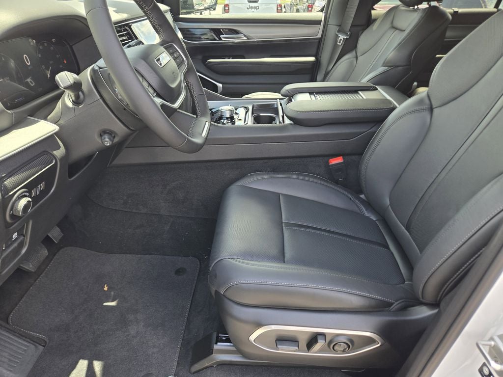 2026 Jeep Grand Wagoneer L Limited Reserve