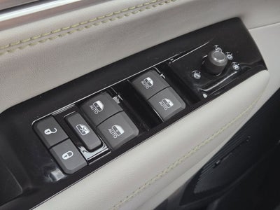 2026 Jeep Grand Wagoneer Base