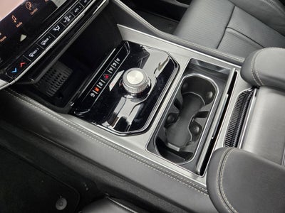 2026 Jeep Grand Wagoneer Base