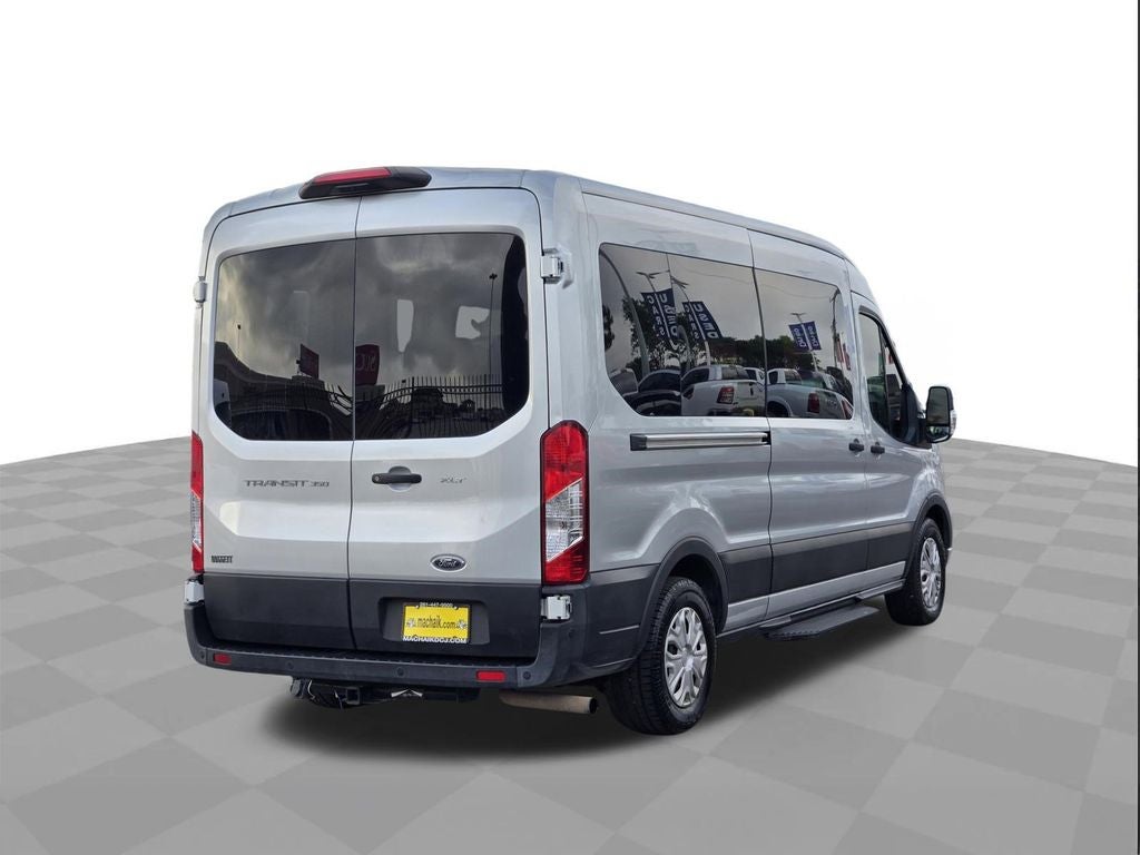 2022 Ford Transit-350 XLT