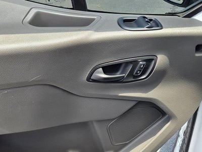 2022 Ford Transit-250 Base