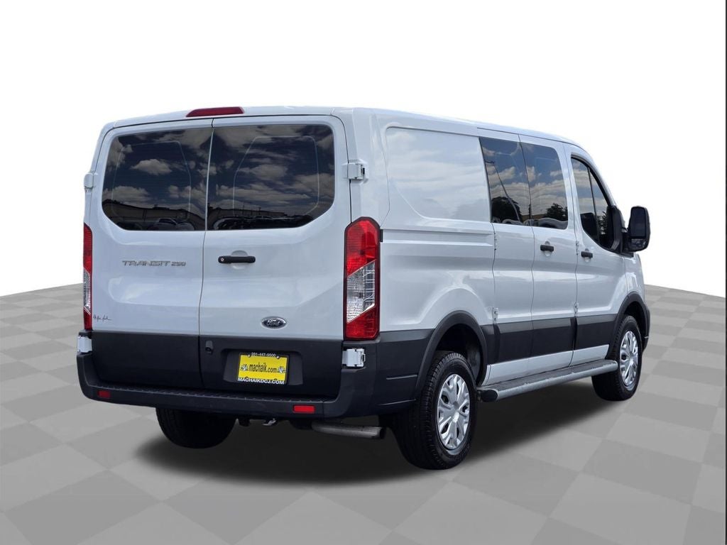 2022 Ford Transit-250 Base