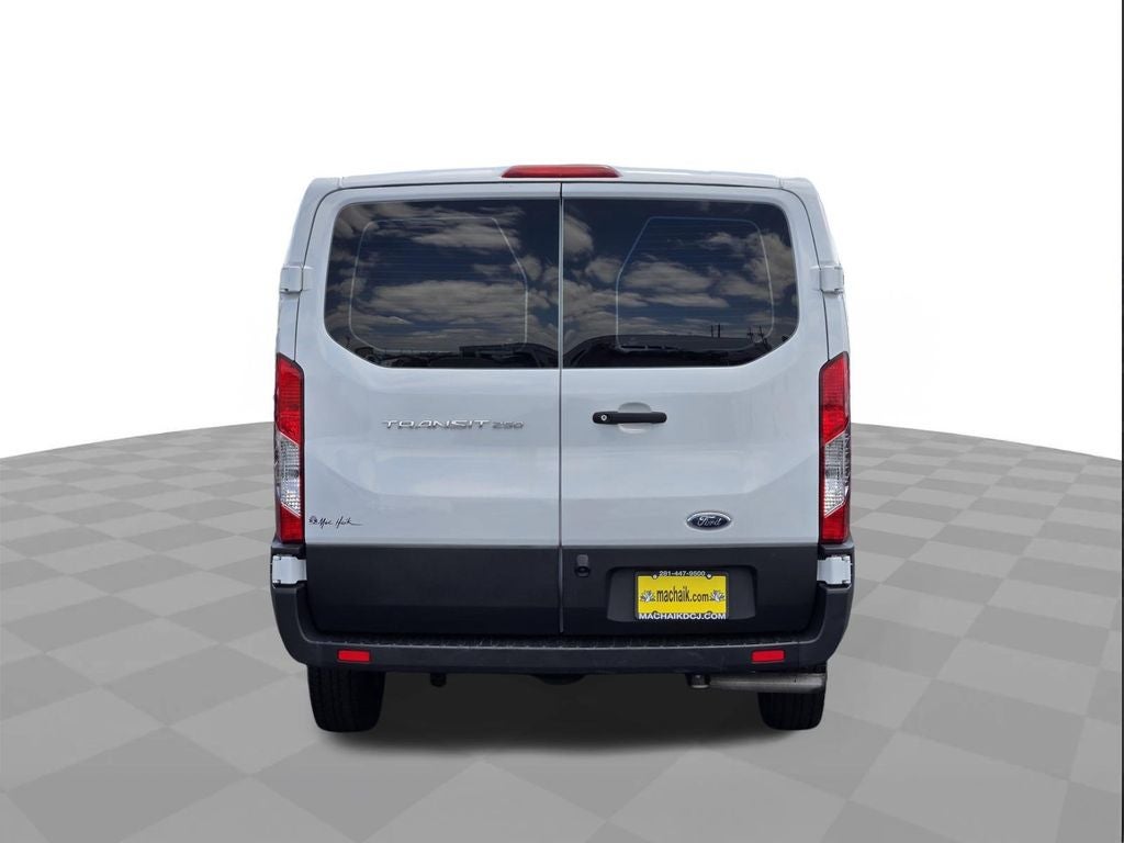 2022 Ford Transit-250 Base
