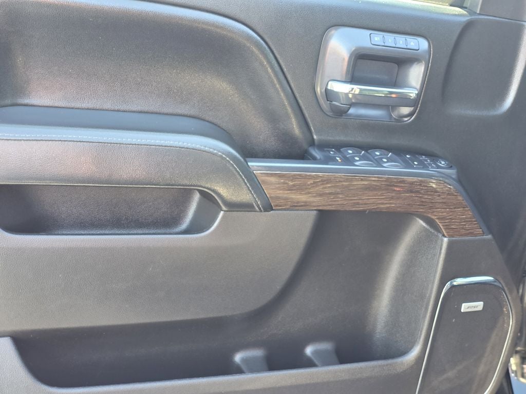 2017 GMC Sierra 3500HD Denali