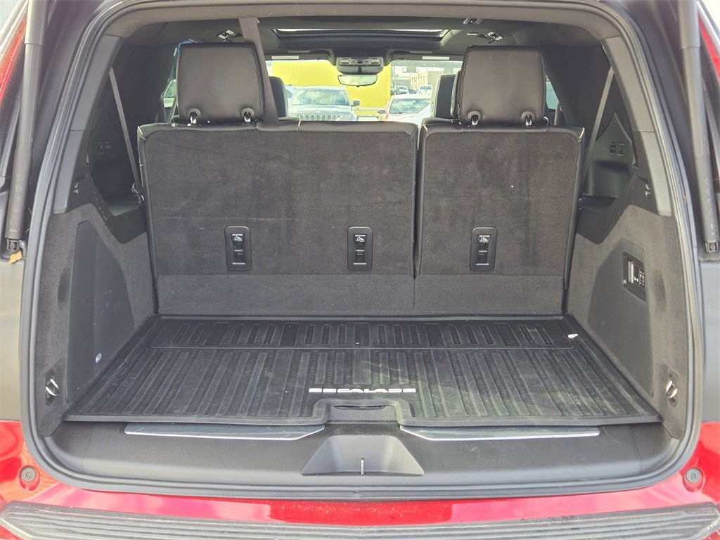 2023 Cadillac Escalade ESV Premium