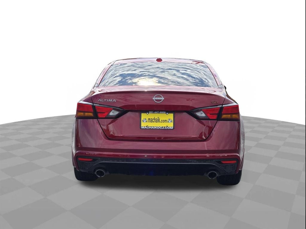 2025 Nissan Altima 2.5 SR