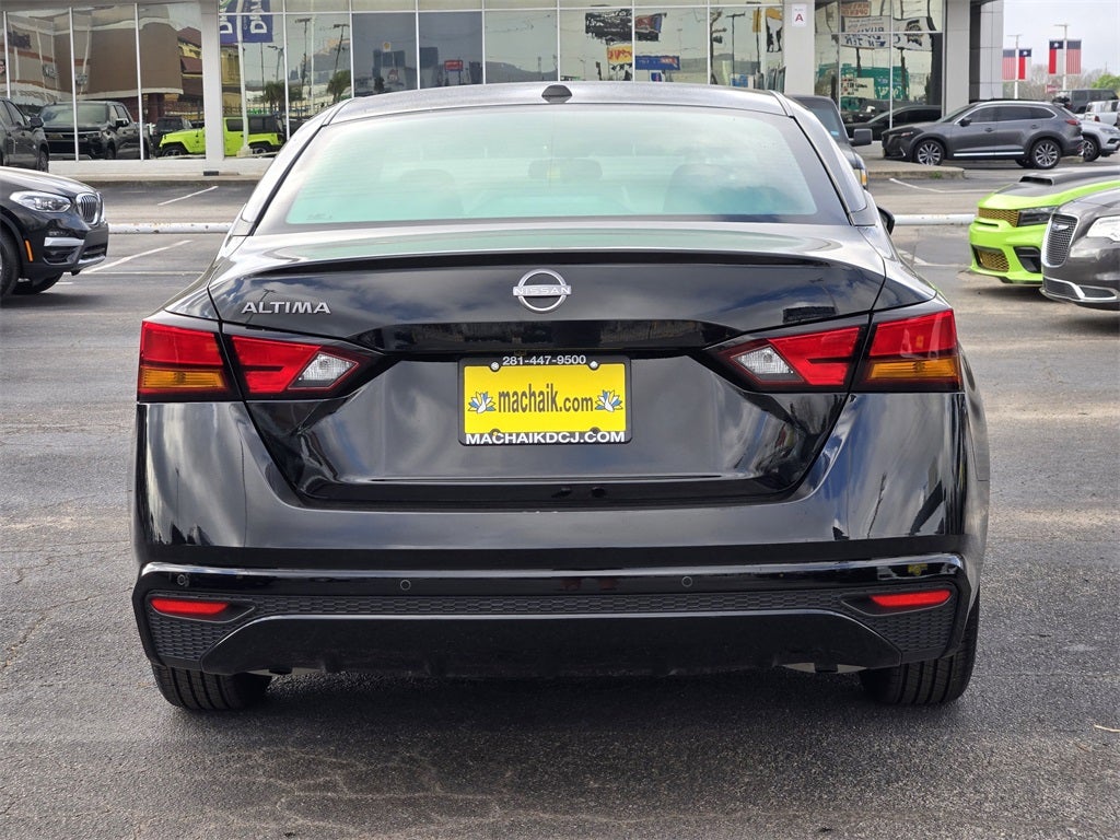 2025 Nissan Altima 2.5 SV