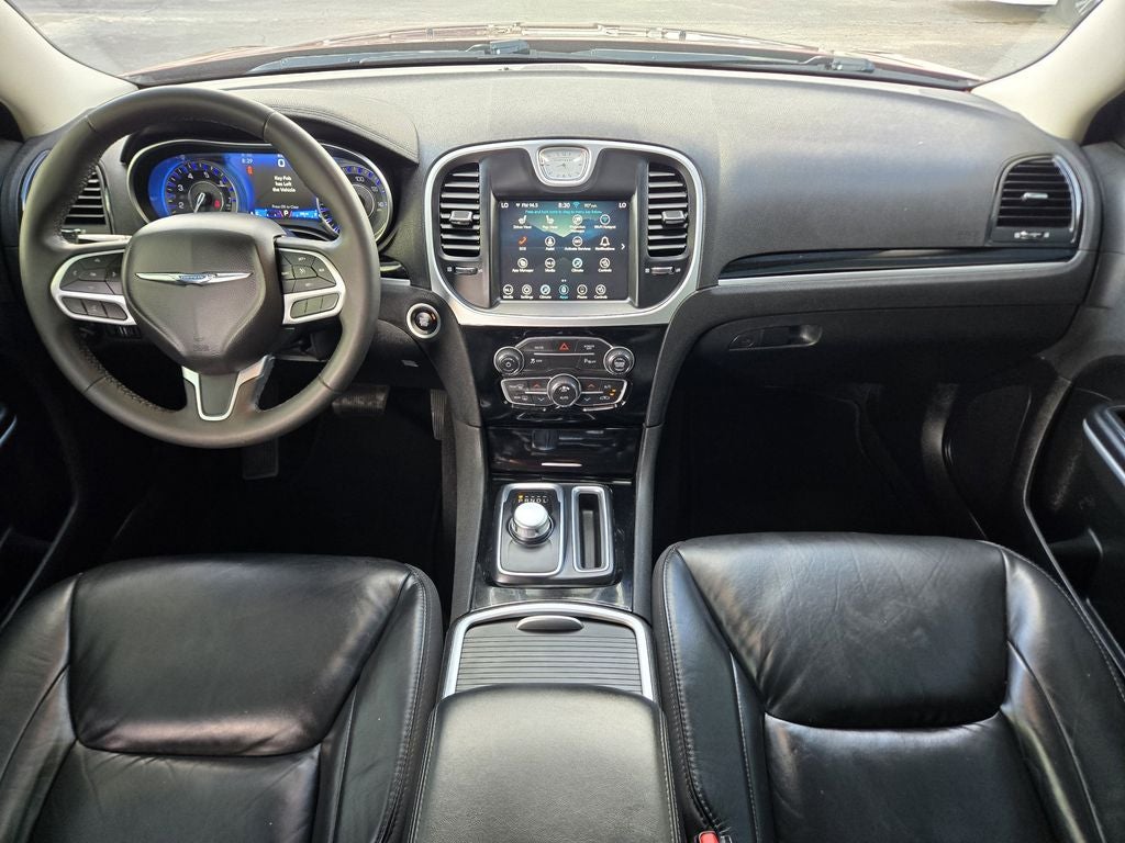 2023 Chrysler 300 Touring
