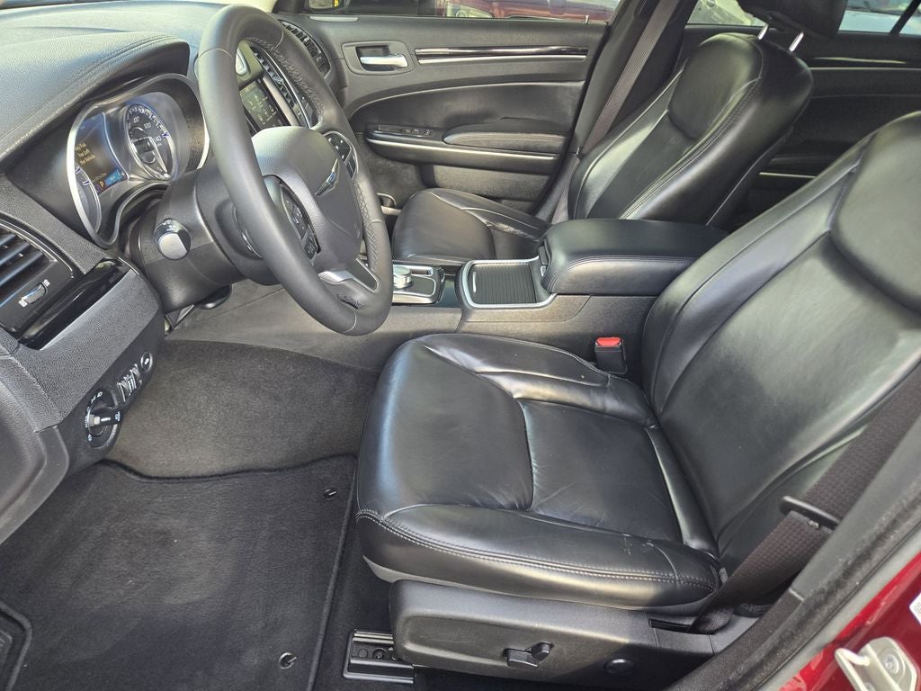 2023 Chrysler 300 Touring