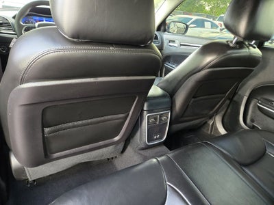2023 Chrysler 300 Touring