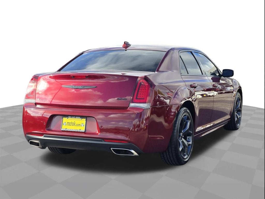 2023 Chrysler 300 Touring